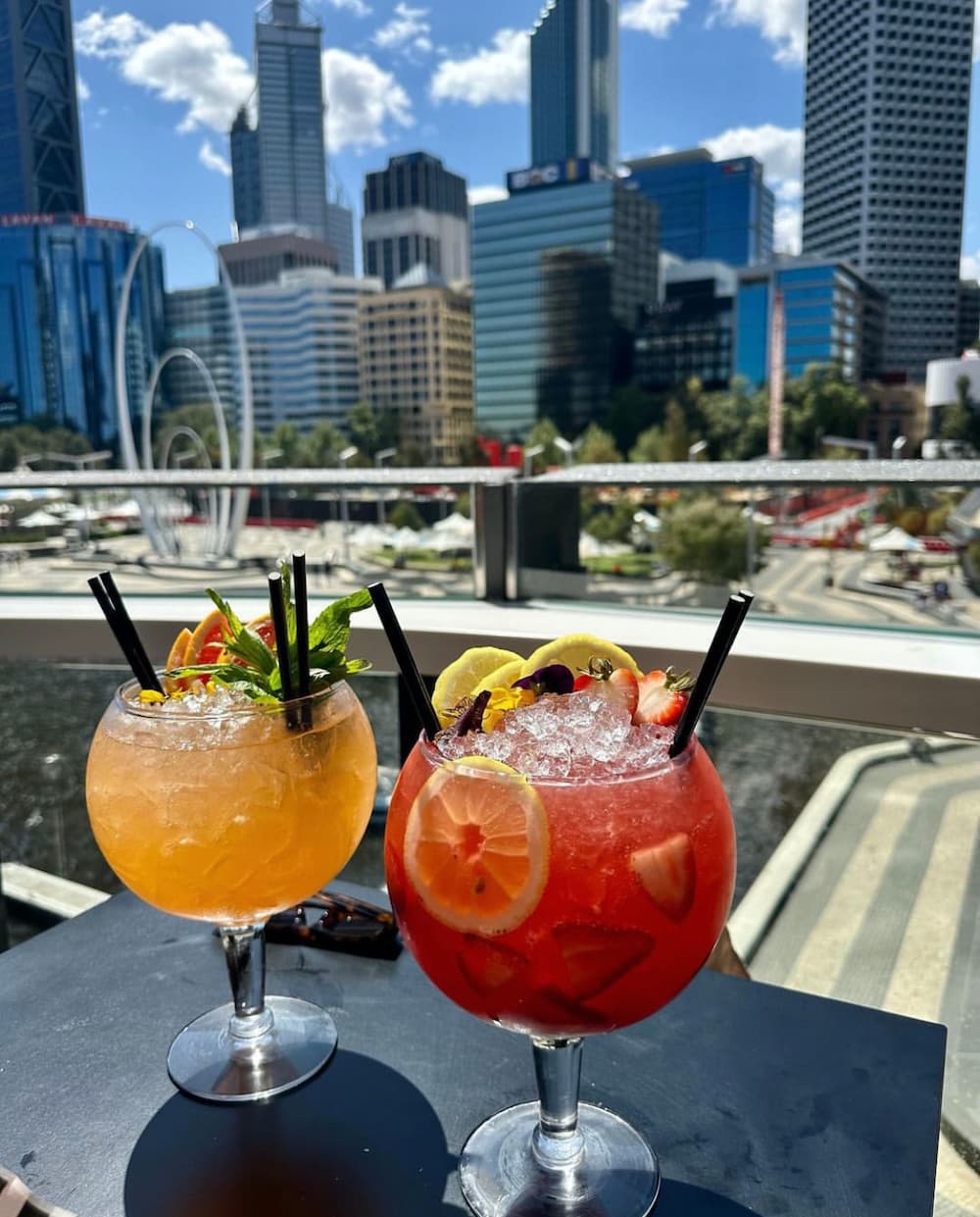 henry’s rooftop bar perth